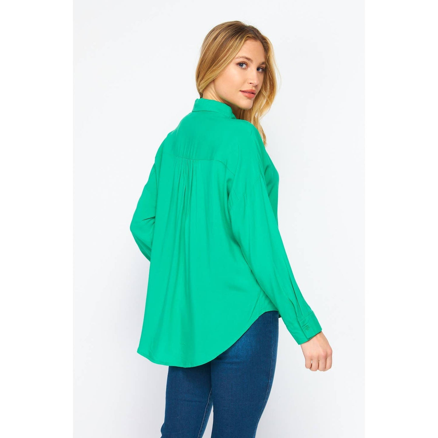 OVERSIZED LONG SLEEVE BUTTON DOWN SHIRT